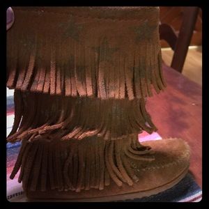 Minnetonka mocassin boots